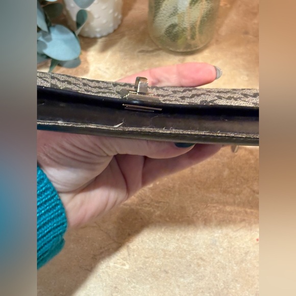 Michael Kors Natalie Heritage Signature Logo Wallet - Picture 11 of 12